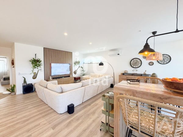 Apartment in Quelfes - view 1