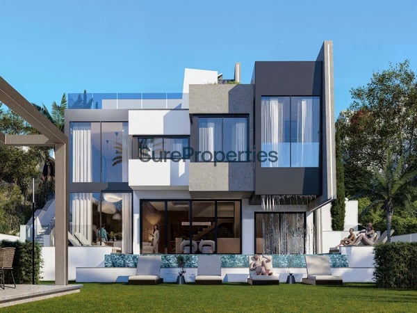 Land in Maro - view 1