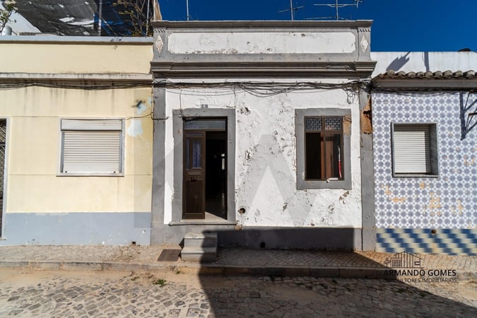 Villa in Tavira - view 1