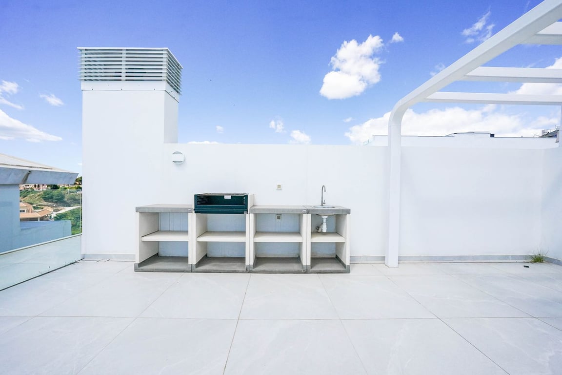 Apartment in Fuengirola - Image 4