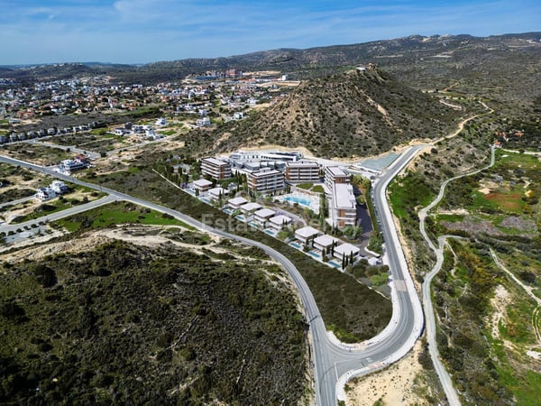 Apartment in Germasogeia - view 1