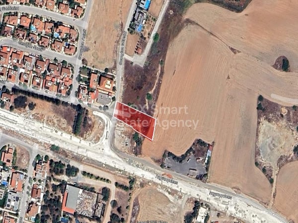 Land in Strovolos - view 1