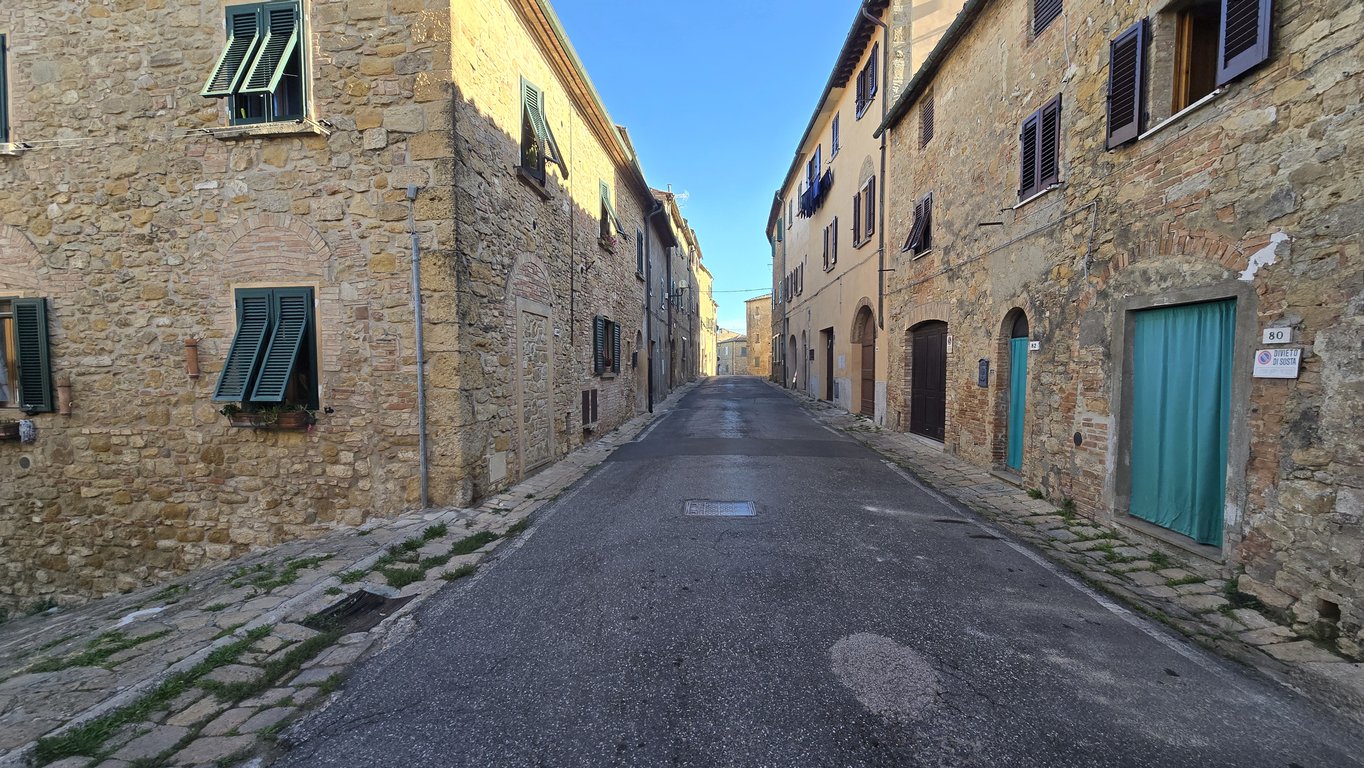 House in Volterra - Image 3