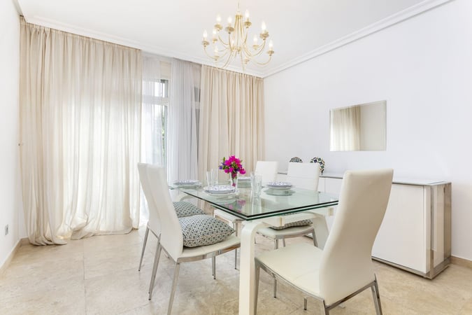 Apartment in Nueva Andalucia - view 1