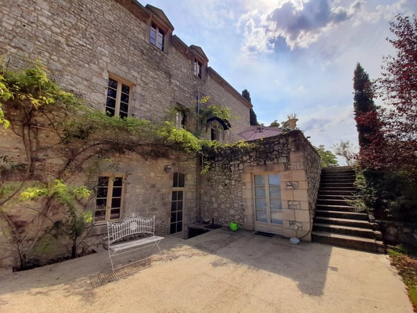 House in Issigeac - view 1