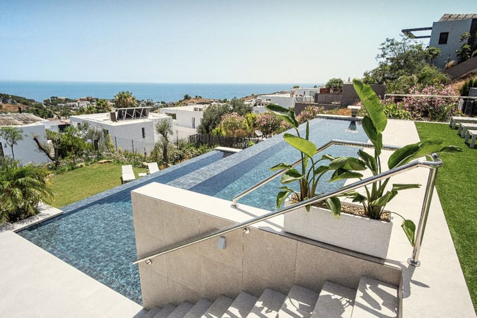 Villa in Mijas Costa - view 1