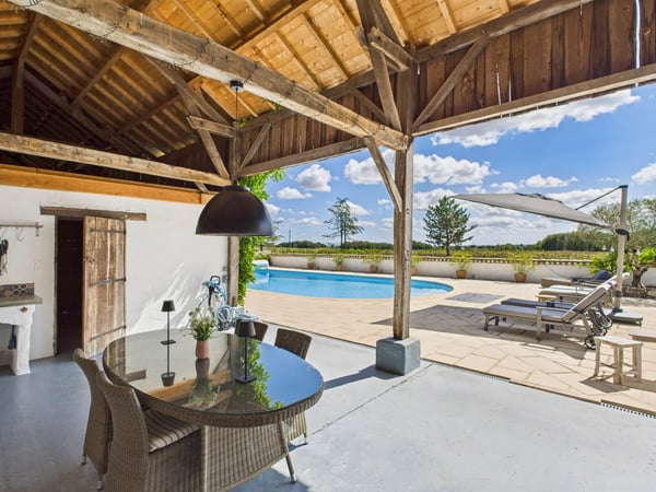 House in Issigeac - view 1