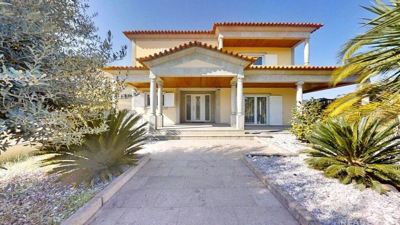 House in Recezinhos - view 1