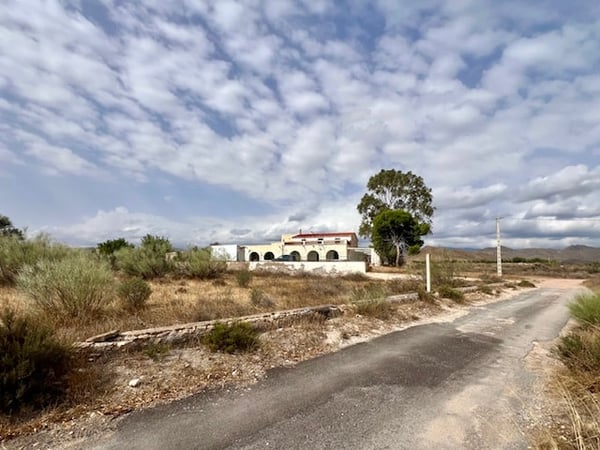 Farm, Ranch or Equestrian in Tabernas - view 1