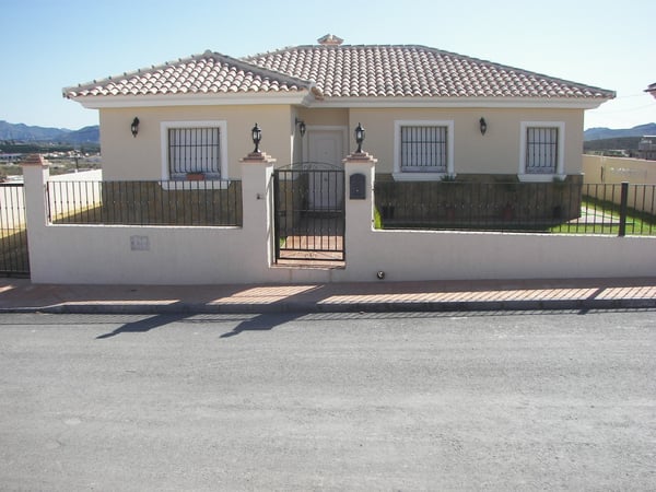 Villa in Zurgena - view 1