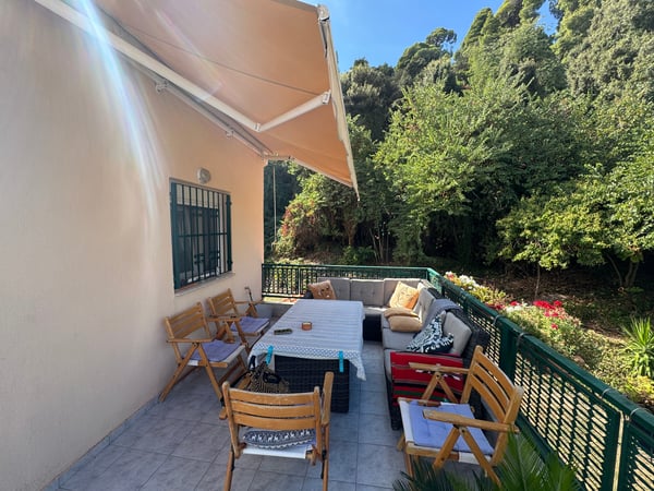 Villa in Kryopigi - view 1