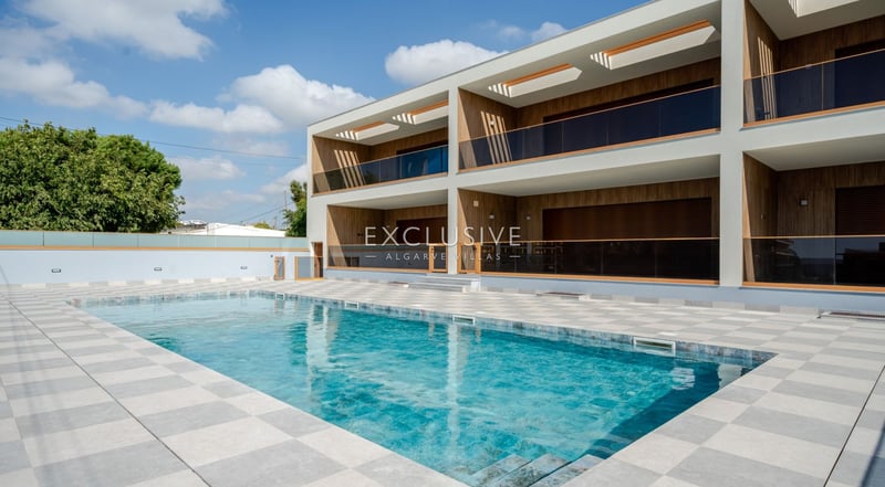 Apartment in Quarteira - view 1