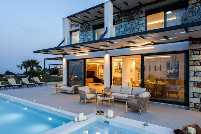 House in Kefalas - view 1