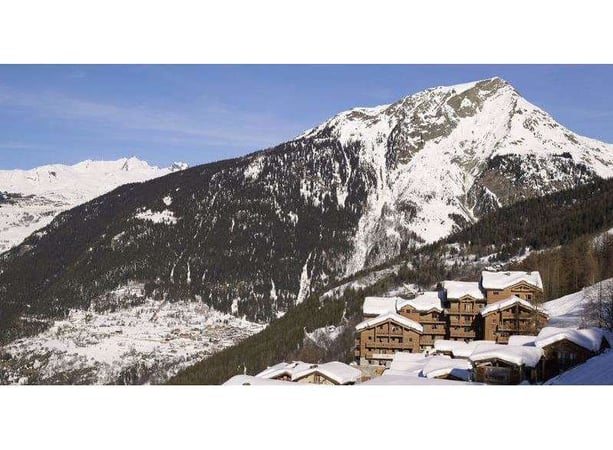 Apartment in Sainte-Foy-Tarentaise - view 1