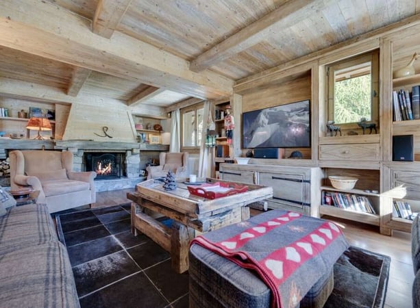 Apartment in Val-d'Isere - view 1