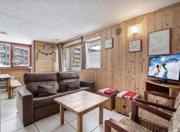 Apartment in Les Bruyeres - view 1