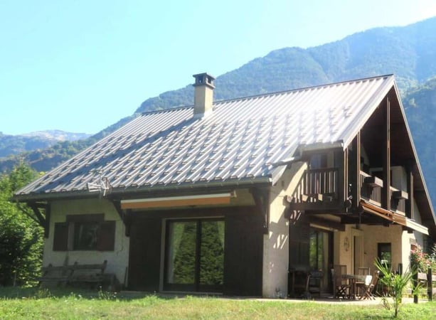 Chalet in Le Bourg-d'Oisans - view 1