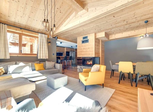 Apartment in Val-d'Isere - view 1