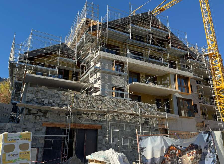 Apartment in Saint Francois Longchamp - Image 3