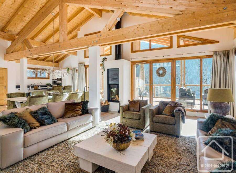 House in Abondance - Image 3