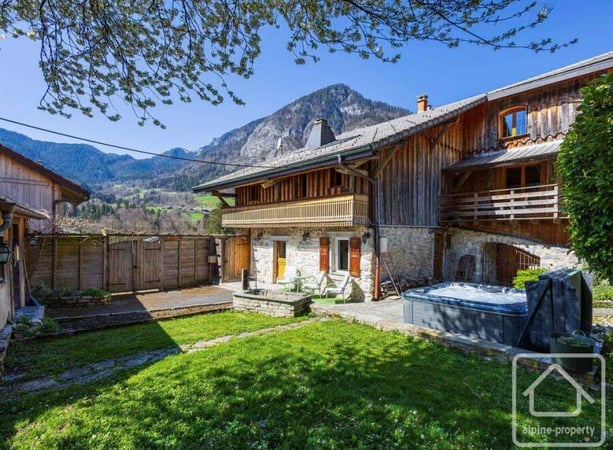 House in La Baume - view 1