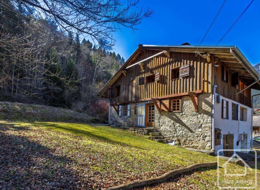 House in Saint-Jean-d'Aulps - Image 3