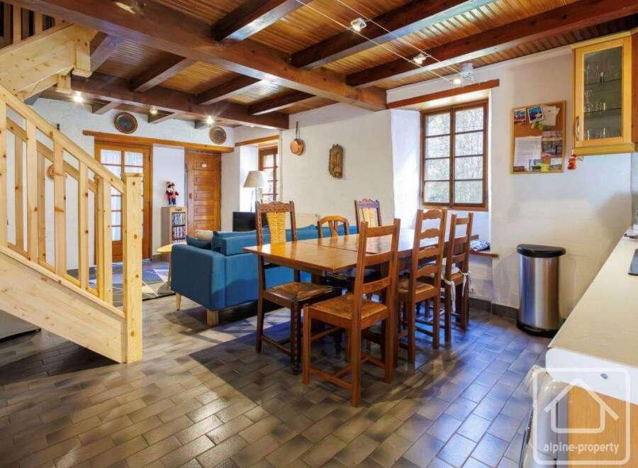 House in Saint-Jean-d'Aulps - Image 2