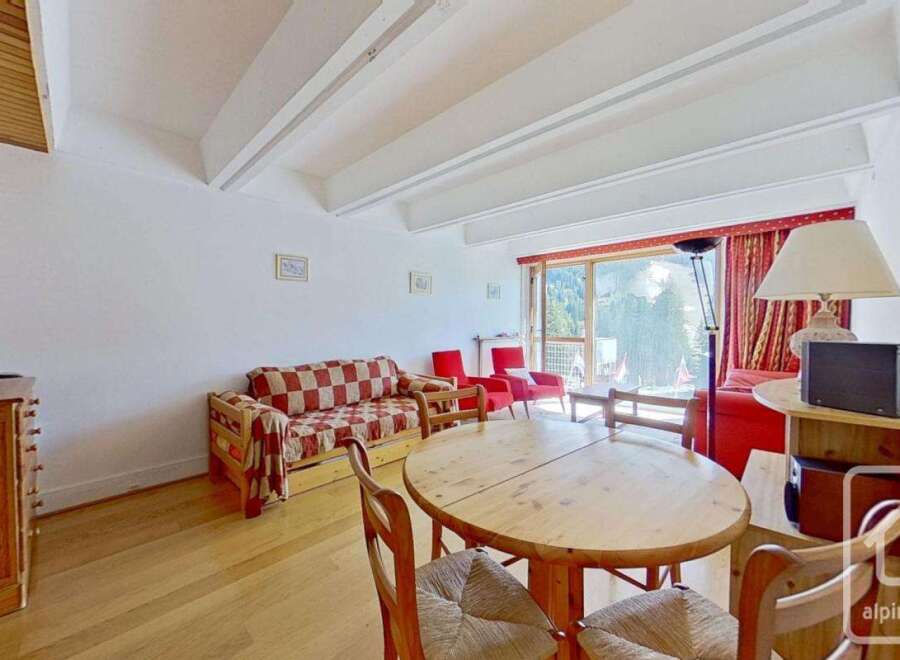 Apartment in Araches-la-Frasse - Image 2