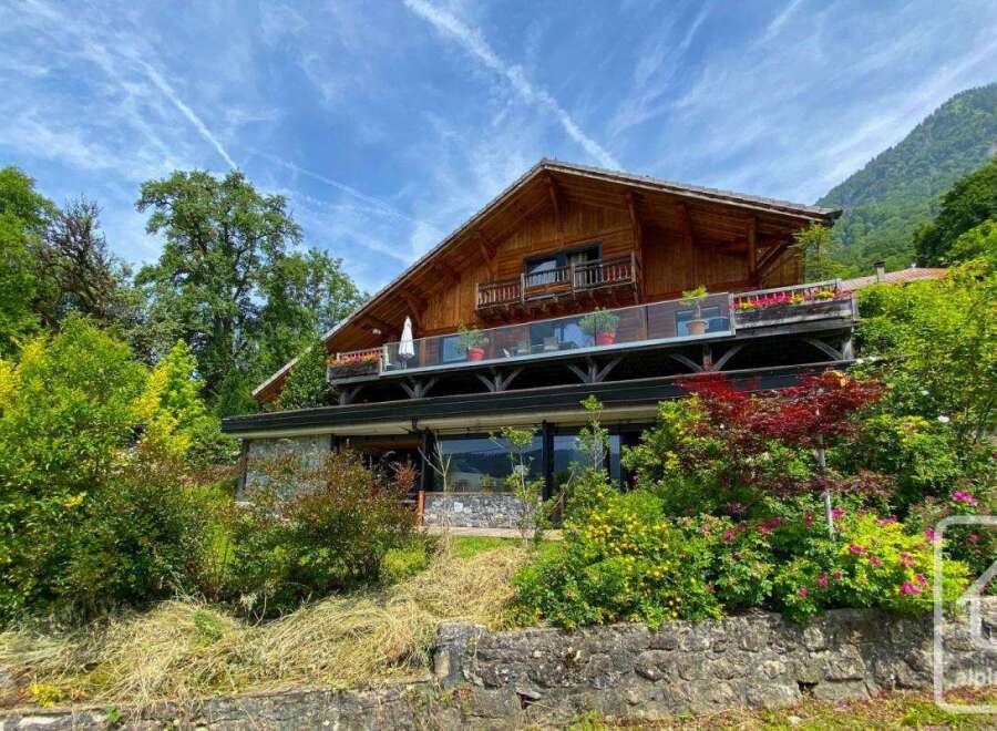 House in Mieussy - Image 4