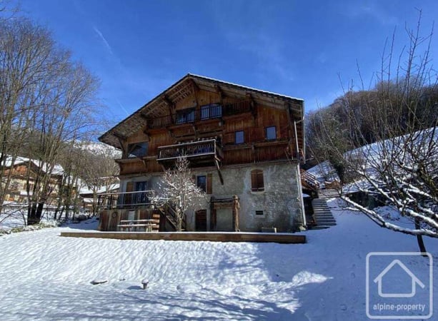 House in Verchaix - view 1