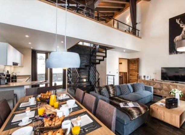 Apartment in Val-d'Isere - view 1