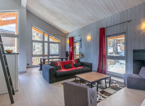 Apartment in Val-d'Isere - view 1