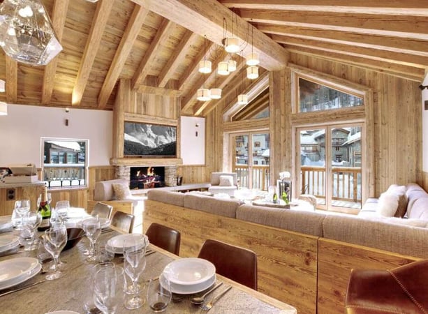 Apartment in Val-d'Isere - view 1