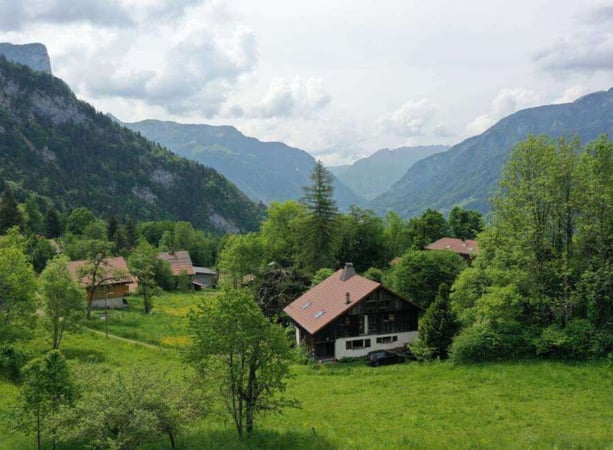 Villa in Saint-Pierre-en-Faucigny - view 1