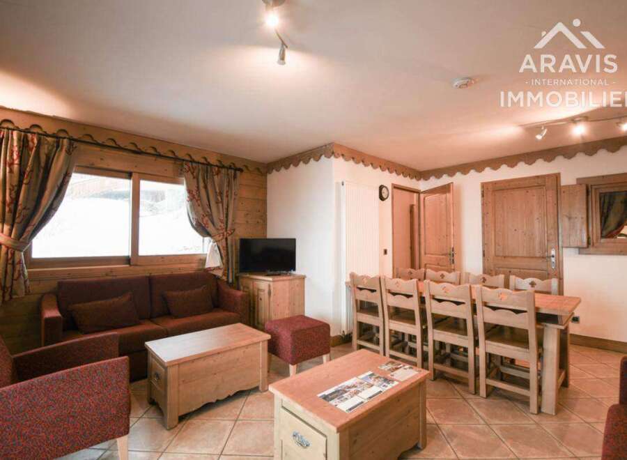 Apartment in Le Grand-Bornand - Image 2