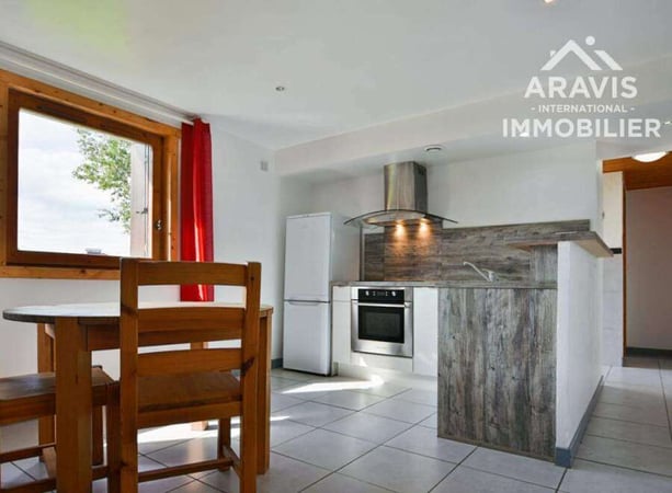 Apartment in Gravin - view 1