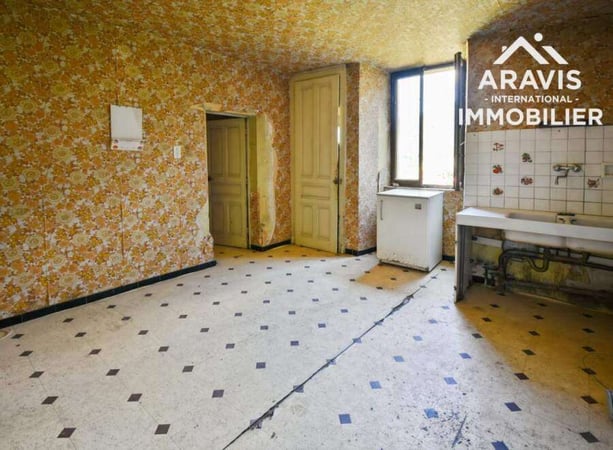 Villa in Seythenex - view 1