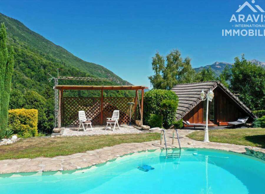 Villa in Le Monthion - Image 2