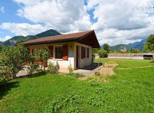 Villa in Faverges-Seythenex - view 1