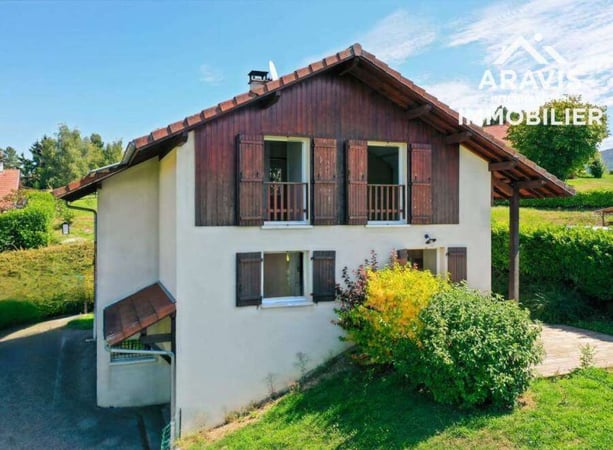 Villa in Chapeiry - view 1