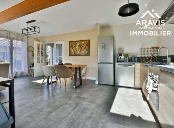 Apartment in Bout du Lac - view 1