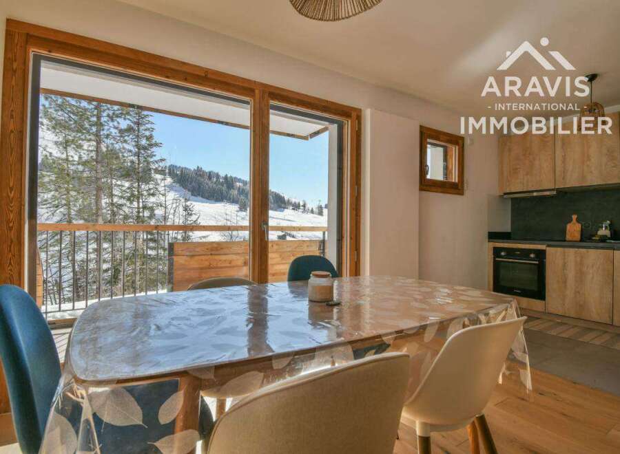 Apartment in Le Chinaillon - Image 2