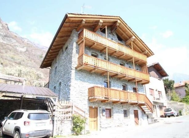 House in Chatillon - view 1