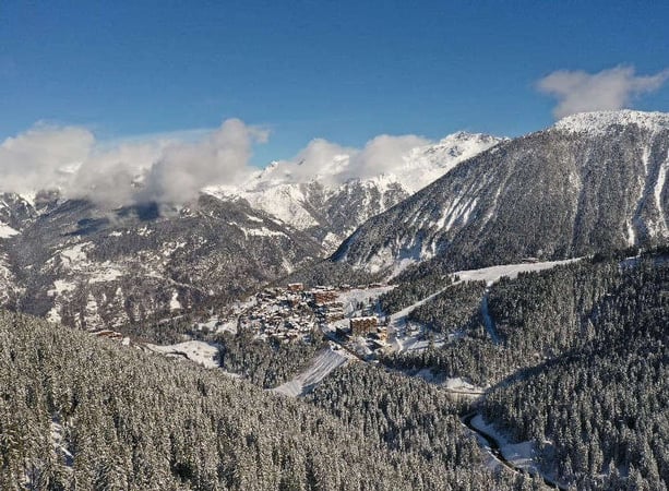 Apartment in Courchevel - view 1