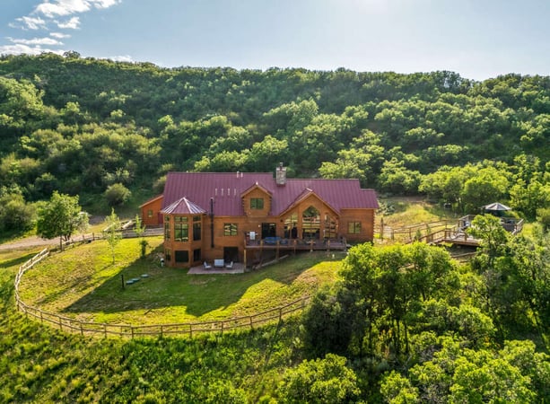 House in Oak Creek - view 1