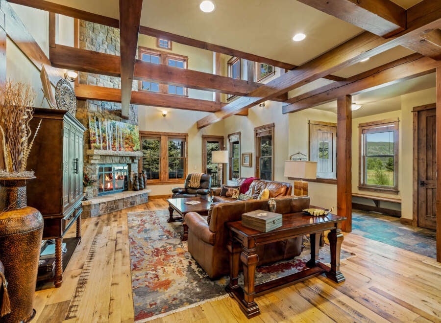 House in City of Steamboat Springs - Image 4
