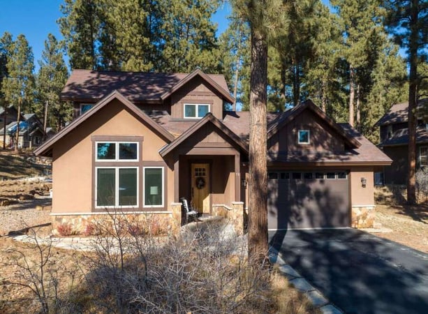 House in La Plata County - view 1