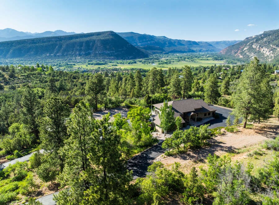 House in La Plata County - Image 2