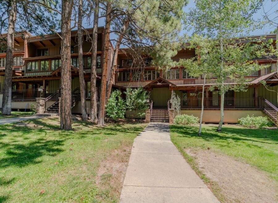 House in La Plata County - Image 2
