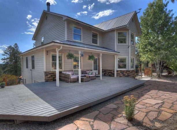 House in La Plata County - view 1